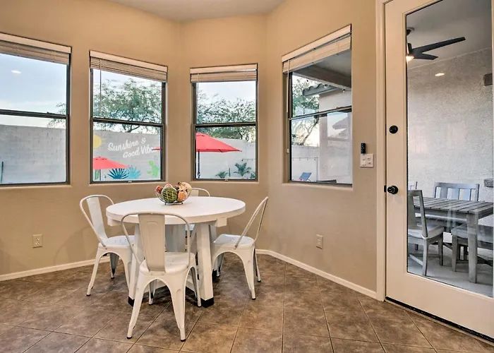 Pool & Game Room: In Goodyear Near Golfing