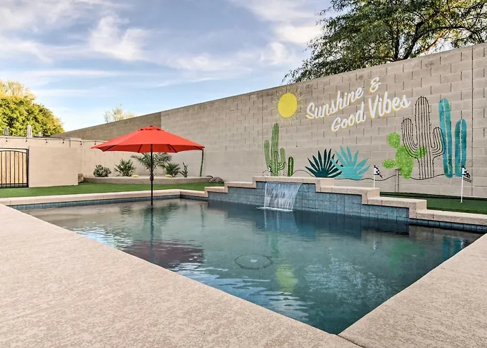 Pool & Game Room: In Goodyear Near Golfing * Liberty